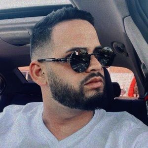 Meet your Posher, Luis mirel